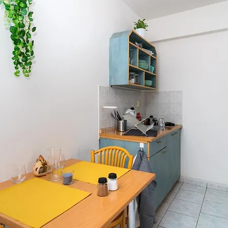 Apartman 202